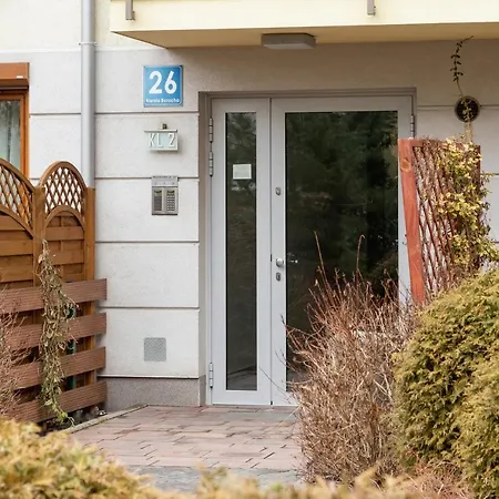 Bunscha Debniki Cracow By Renters *