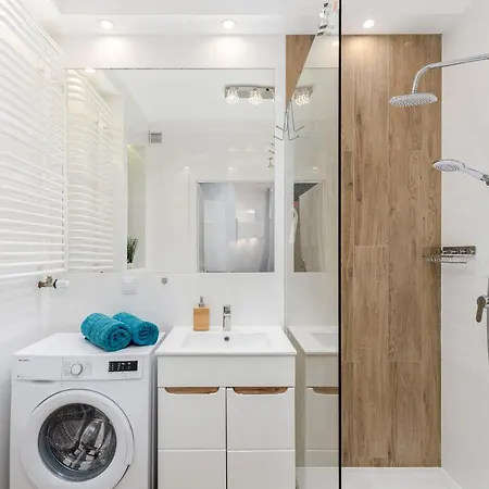 Apartmán Kolorowe Balkony Czyzewskiego 3 *