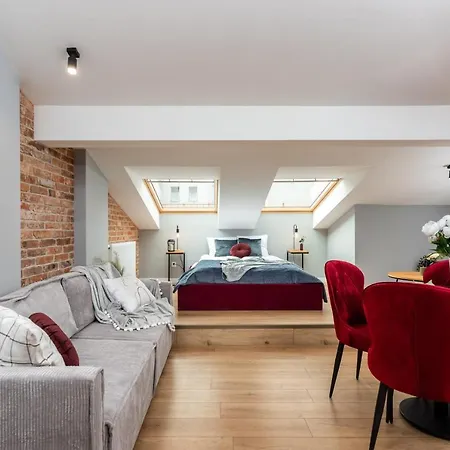 Apartman Felicjanek 15 - By Upstairs *