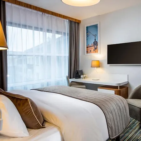 Metropolis Design Hotel