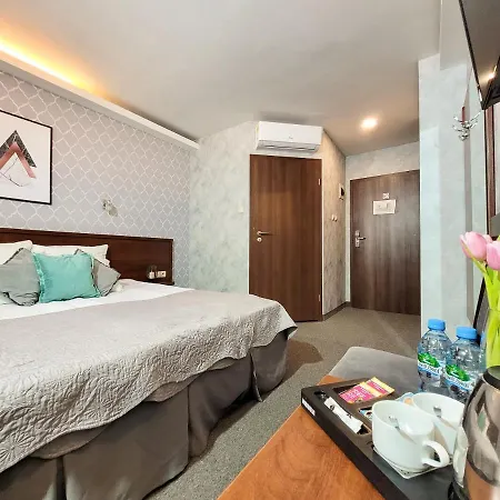 Fero Express Klimatyzowane Ac Otel Krakow