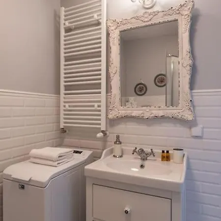 Apartament O Wysokim Standardzie W Centrum Miasta * Krakow