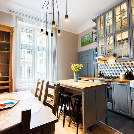 Opera Apartment