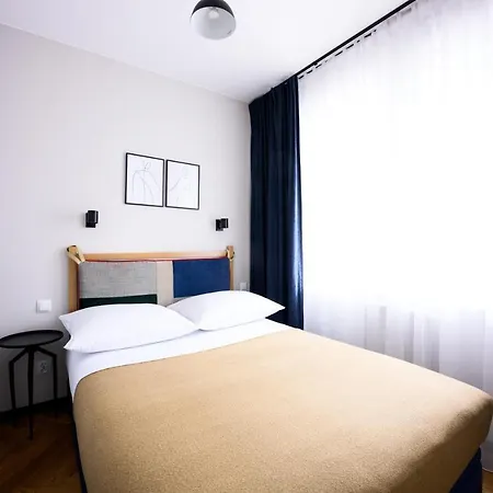 Native Barska 69 Apartman *