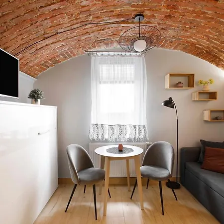 Apartment Unique Perfect For Couples, Old Podgorze