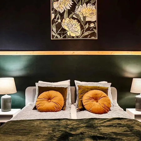 Charming Apartment, Wawel & Old Town Krakow