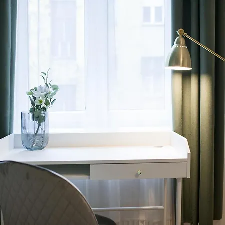 Wawelove Pilsudskiego - 3 Bedroom Apt. With Balcony And Free Parking!