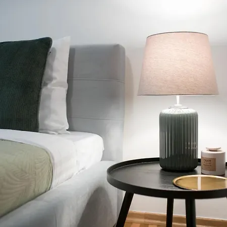 Wawelove Pilsudskiego - 3 Bedroom Apt. With Balcony And Free Parking! Apartment