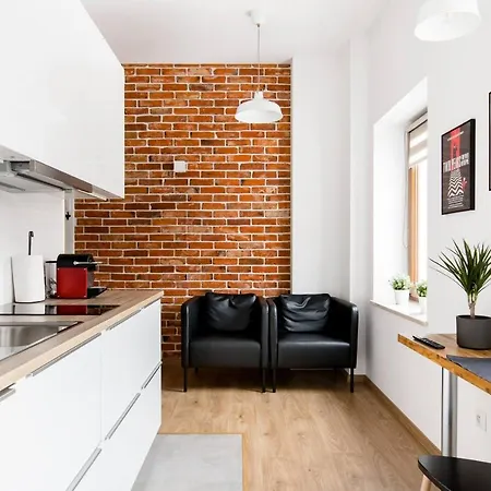 Neo Unique & Bright Apartments, Free Parking, 15min Old Town & Kazimierz - By Homelike Apartment Krakow