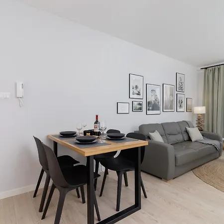 Deluxe With Parking Kacik 10 By Renters Apartmán *