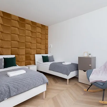 Grzegorzki Park Unique Cracow By Renters Prestige דירה קרקוב