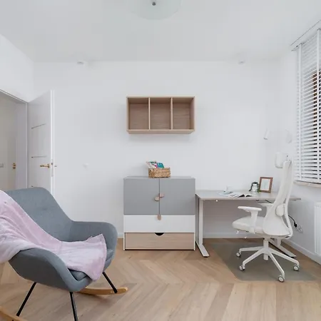 Grzegorzki Park Unique Cracow By Renters Prestige * קרקוב