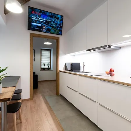 Neo Unique & Bright Apartments, Free Parking, 15min Old Town & Kazimierz - By Homelike * Krakow