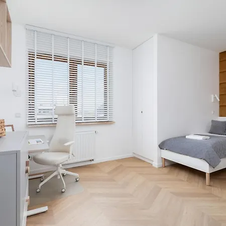Grzegorzki Park Unique Cracow By Renters Prestige * קרקוב