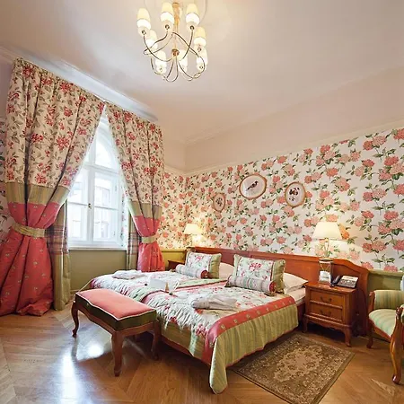 Hotel The Bonerowski Palace Boutique 5*