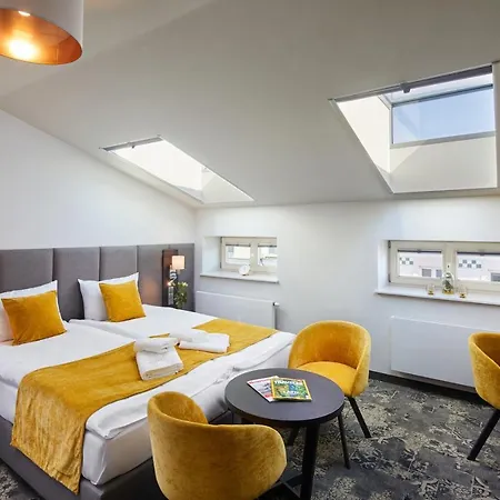 Estera Hotel