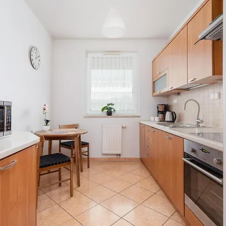 Cozy With Balcony Chmieleniec By Renters Apartment Krakau