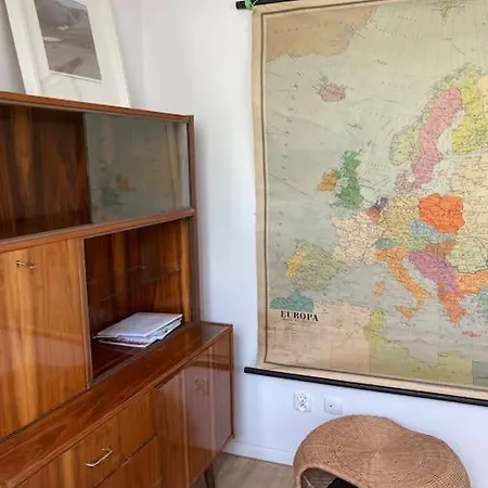 Apartment Artistic Flat With Entresol - 5' Market Square - By Upstairs *