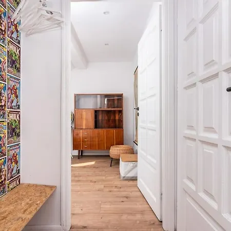 Apartment Artistic Flat With Entresol - 5' Market Square - By Upstairs