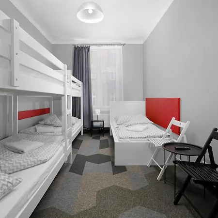 Hostel Moon *