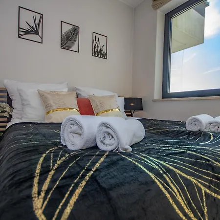 Inpoint Central Apartments 3*
