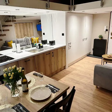 Apartment Plac Nowy 8 *