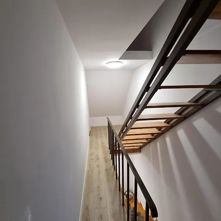 Willa Na Uboczu 3 2 Lazienki I Taras *