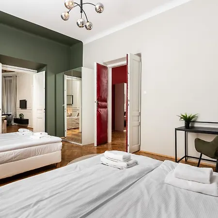 Przestronny W Centrum Krakowa - 12 Osob - By Upstairs Apartment Krakow