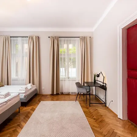 Apartment Przestronny W Centrum Krakowa - 12 Osob - By Upstairs Krakow