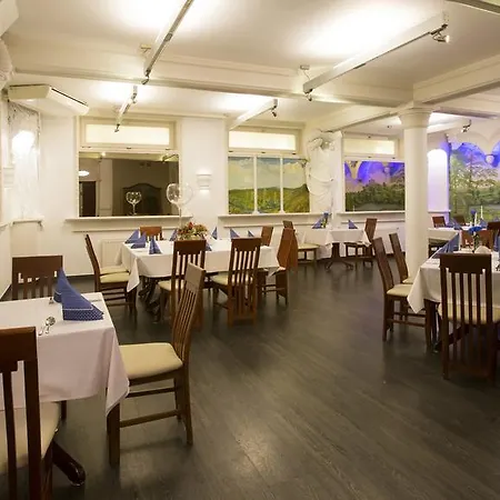 Hotel Santorini