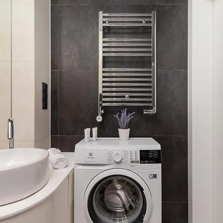 With Mezzanine - Arianska 14 By Renters Apartment *