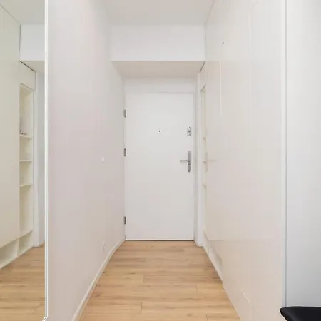 Apartment With Mezzanine - Arianska 14 By Renters