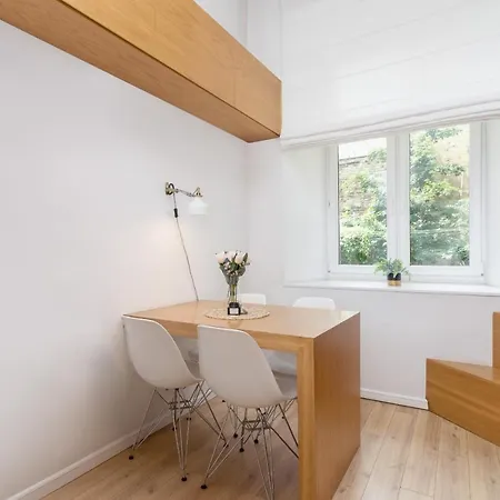 With Mezzanine - Arianska 14 By Renters Apartment