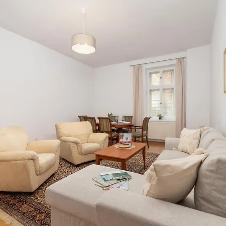 Apartment Heart Of The City Market Square Cracow By Renters Krakow