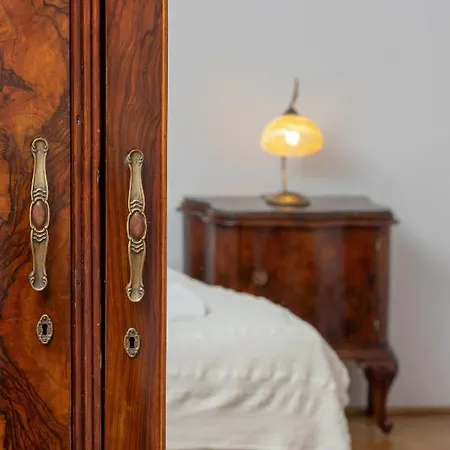 Apartment Heart Of The City Market Square Cracow By Renters Krakow