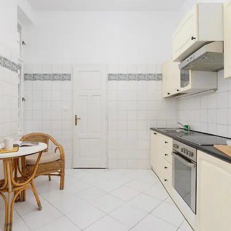 Heart Of The City Market Square Cracow By Renters