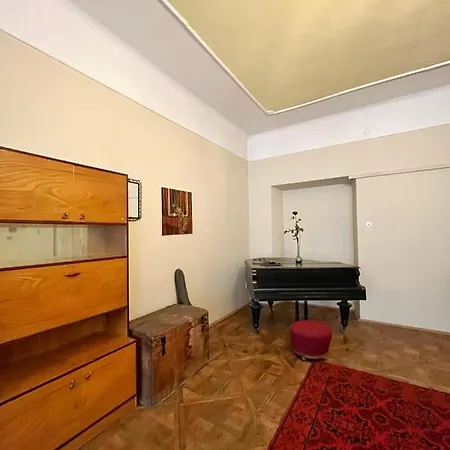 Апартаменты Old Town Wielopole