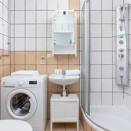 Comfy & Bright Wielicka In By Renters Apartman Krakkó