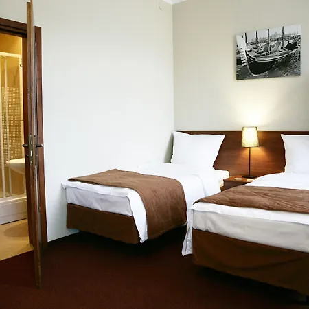 Globus Aparthotel