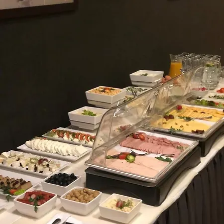 Otel Centrum Business 4*