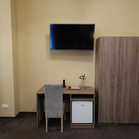 Maksymilian Otel 3*