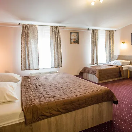 Otel Maksymilian