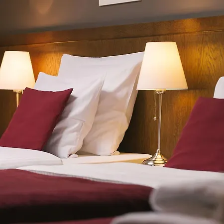 Hotel Yarden By Artery 3*