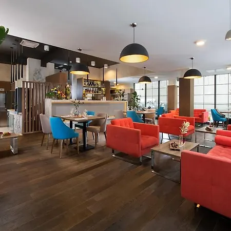 Hotel Leonardo Boutique Old Town 3*