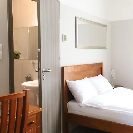 Garden Palace 3*