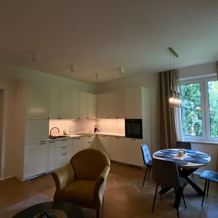 Comfort Garden View Apartment Krakow