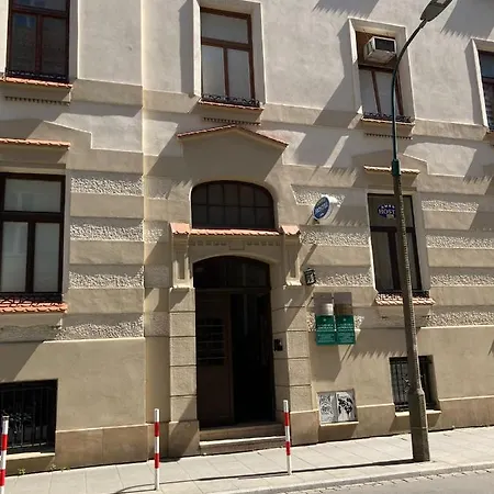 With Entresol Old Town Apartment