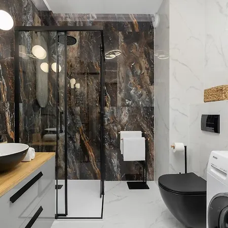 Beautiful Steam Park With Parking Old Town Cracow By Renters Appartement Cracovie