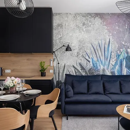 Beautiful Steam Park With Parking Old Town Cracow By Renters Appartement