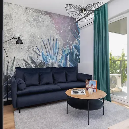 Beautiful Steam Park With Parking Old Town Cracow By Renters Appartement *